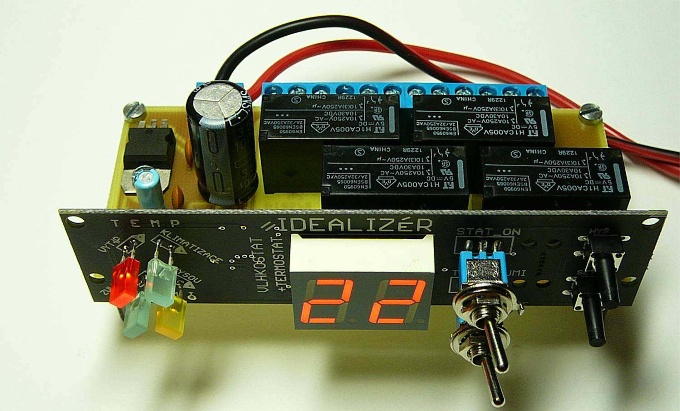 PT057 - IDEALIZÉR spojující řízení vlhkosti a teploty do jednoho zařízení.
